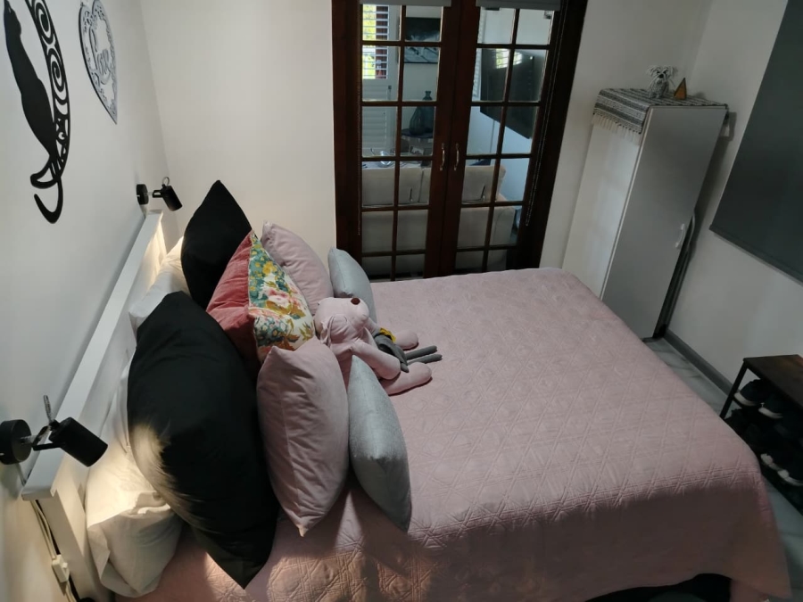 2 Bedroom Property for Sale in Westhill Western Cape